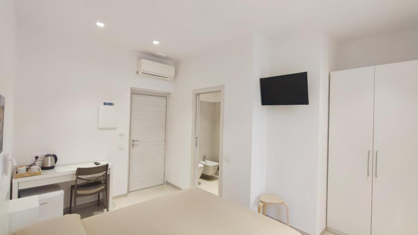 Barby 1 Hotell La Spezia Exteriör bild